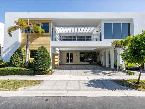 $3,399,000 | 7451 Northwest 103rd Court, Doral, FL 33178