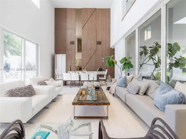 $3,399,000 | 7451 Northwest 103rd Court, Doral, FL 33178