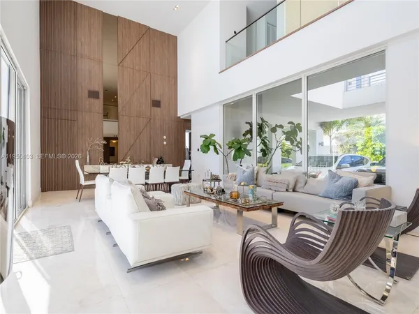 $3,399,000 | 7451 Northwest 103rd Court, Doral, FL 33178