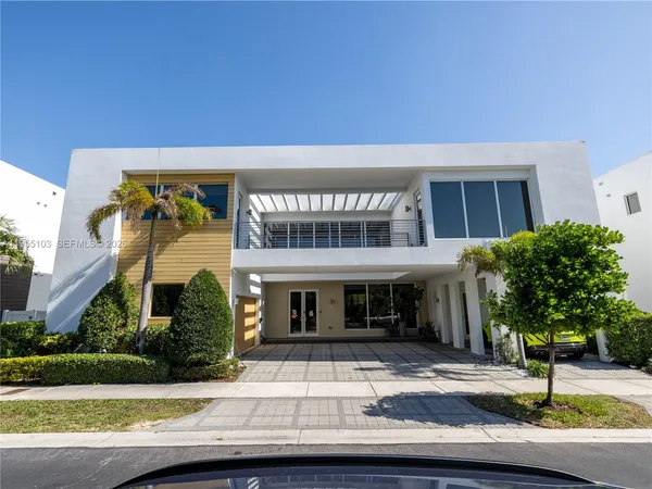 $3,399,000 | 7451 Northwest 103rd Court, Doral, FL 33178