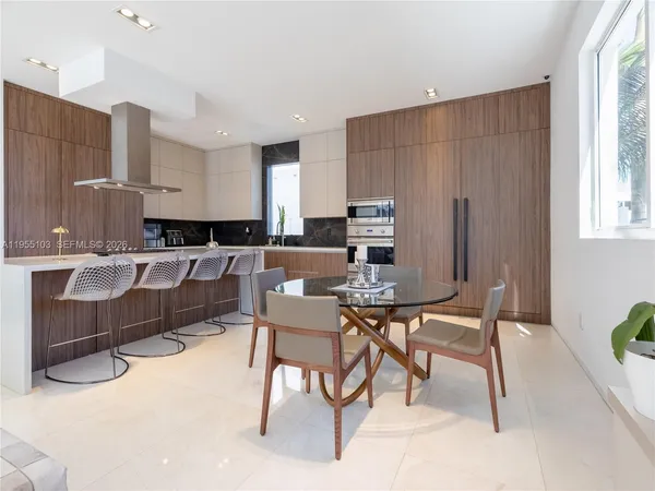 $3,399,000 | 7451 Northwest 103rd Court, Doral, FL 33178