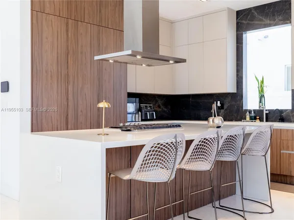 $3,399,000 | 7451 Northwest 103rd Court, Doral, FL 33178