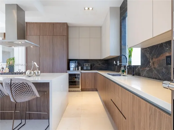 $3,399,000 | 7451 Northwest 103rd Court, Doral, FL 33178