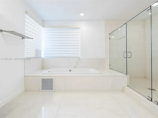 $3,399,000 | 7451 Northwest 103rd Court, Doral, FL 33178