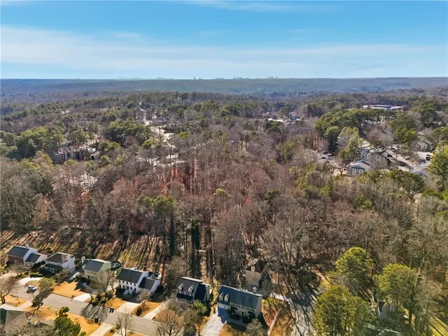 $660,000 | 2825 Shurburne Drive, Alpharetta, GA 30022