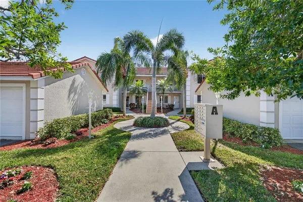 $329,000 | 6700 Dennis Circle, Unit A102, Naples, FL 34104