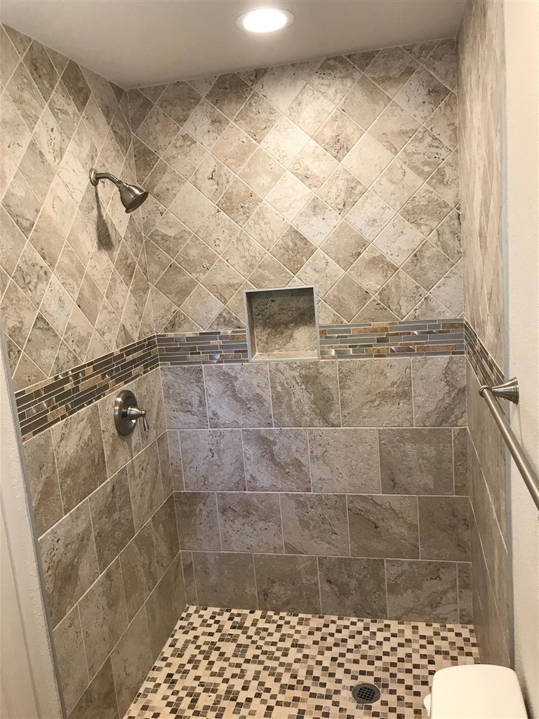12155 Gay Rio Terrace Lakeside, CA 92040 - Photo 13 of 19 Gallery Image 13