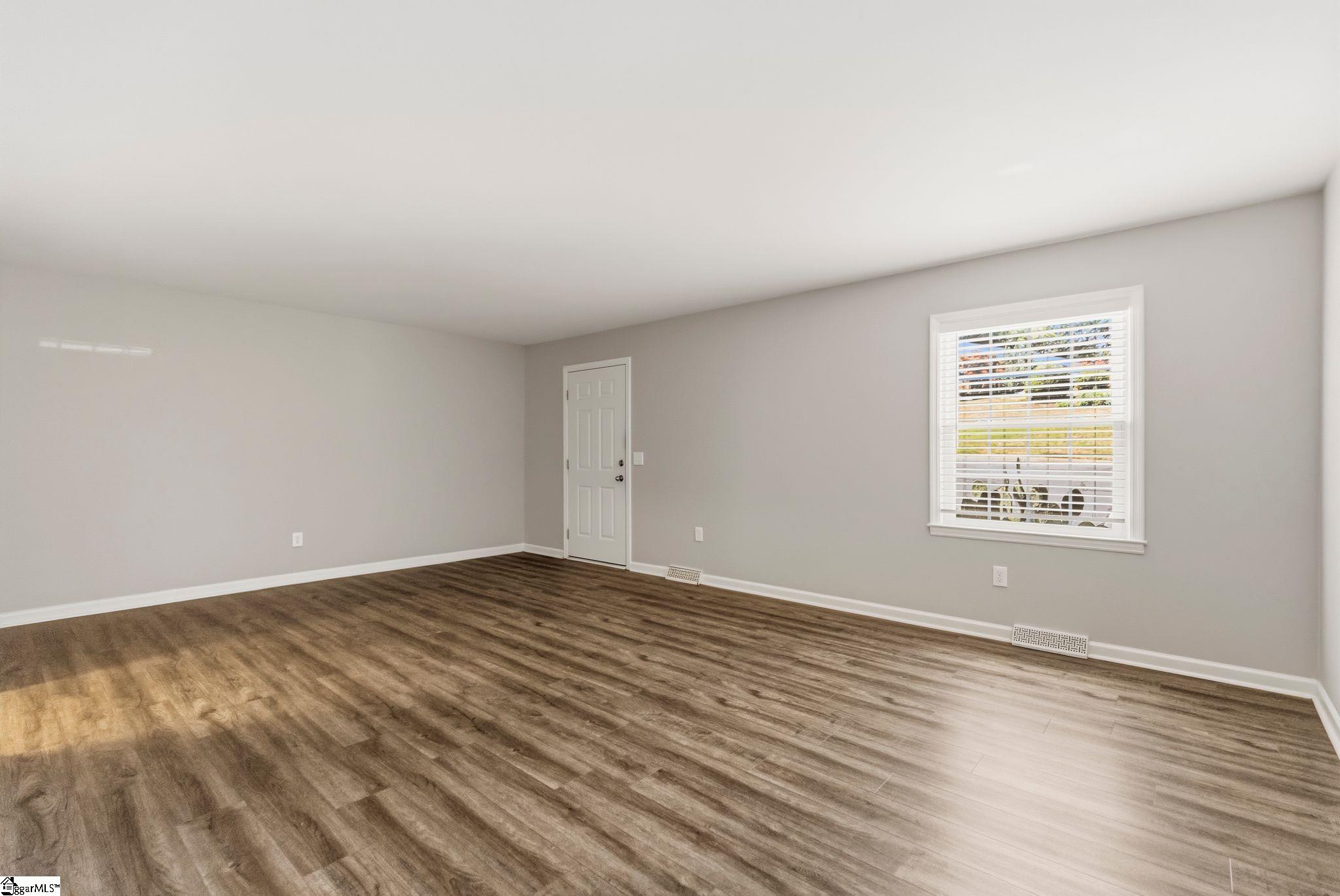 815 Edwards Road, Unit 10 Greenville, SC 29615 - Photo 15 of 25 Gallery Image 15