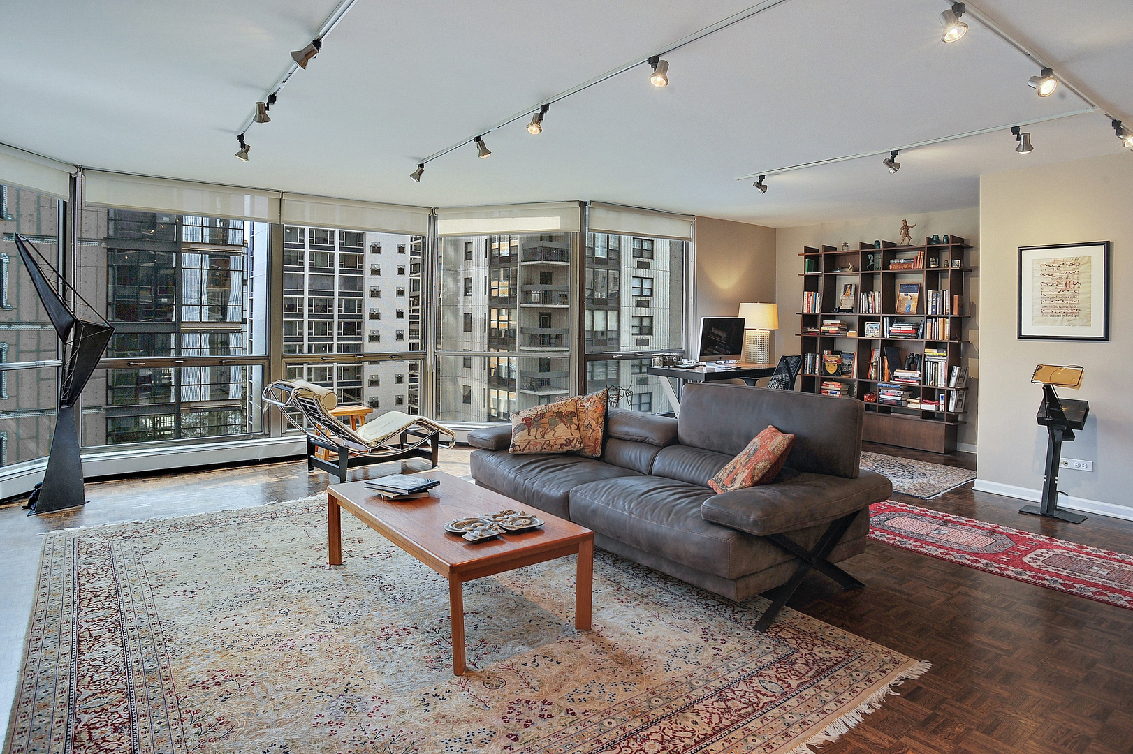 1310 North Ritchie Court, Unit 8D Chicago, IL 60610 - Photo 2 of 24