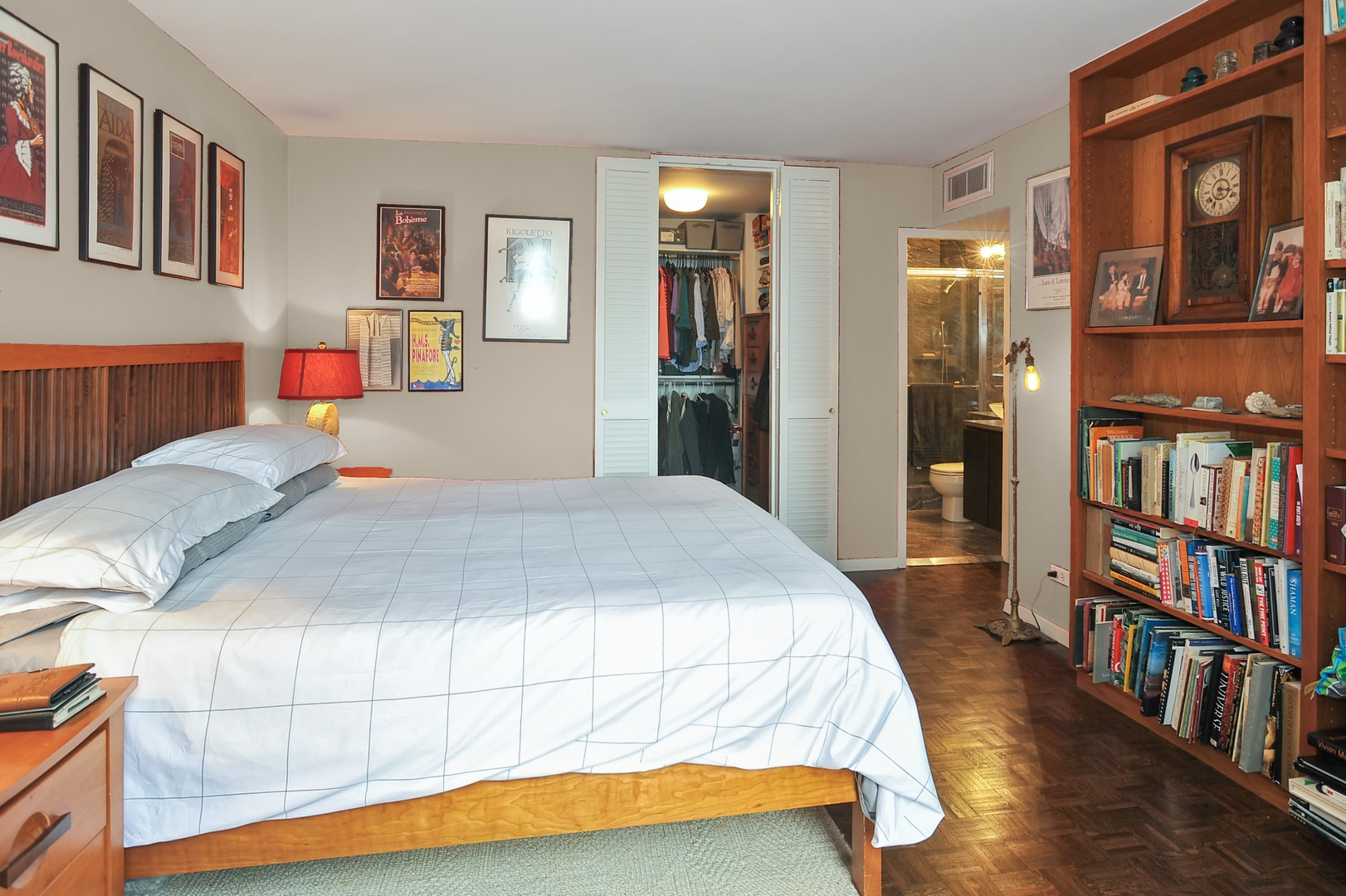 1310 North Ritchie Court, Unit 8D Chicago, IL 60610 - Photo 15 of 24