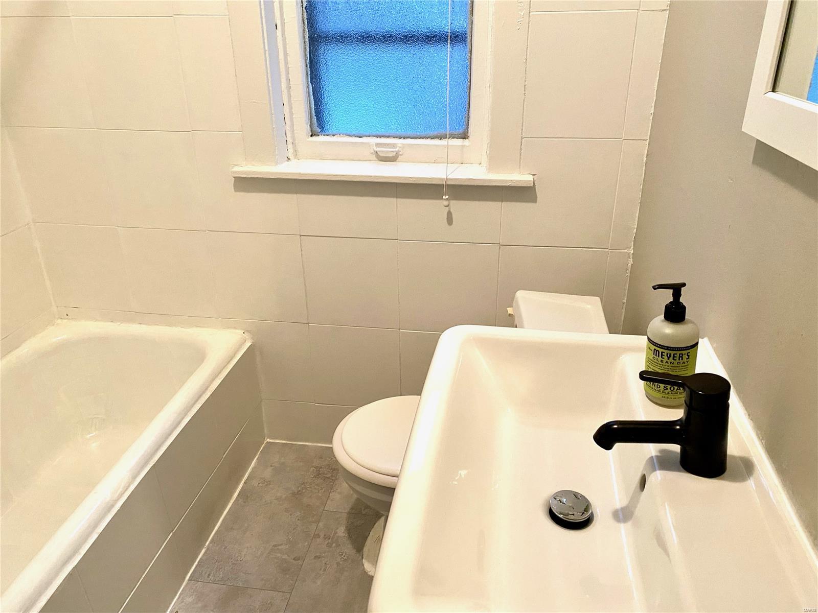 5727 Dewey Avenue St. Louis, MO 63116 - Photo 12 of 20