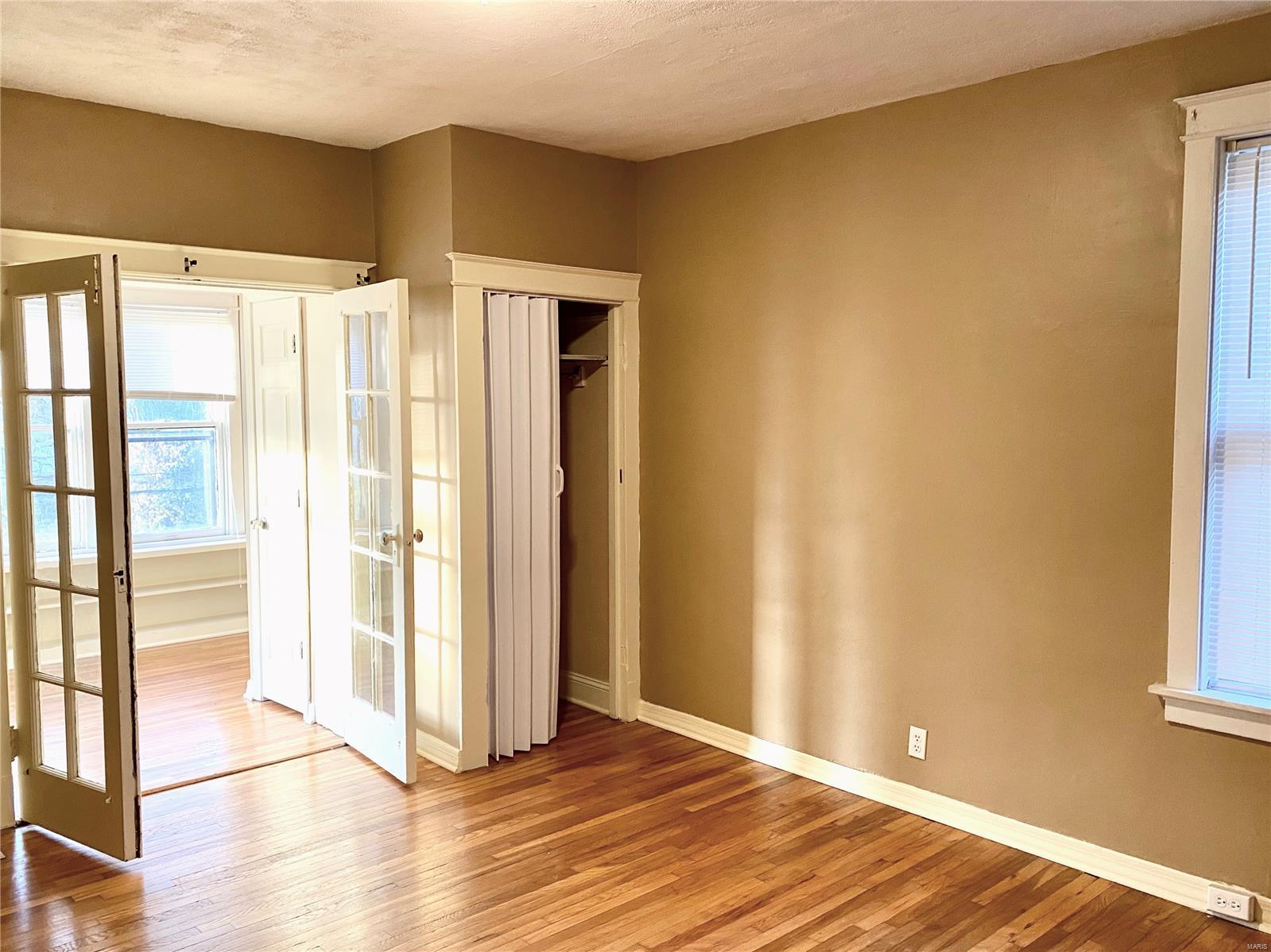 5727 Dewey Avenue St. Louis, MO 63116 - Photo 15 of 20