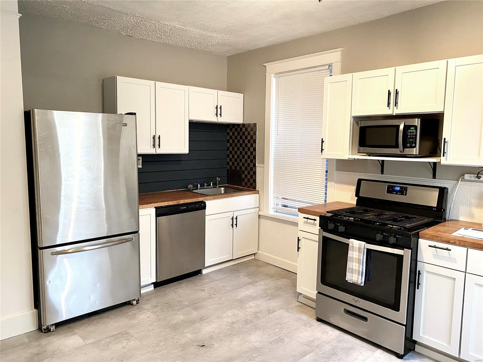 5727 Dewey Avenue St. Louis, MO 63116 - Photo 4 of 20