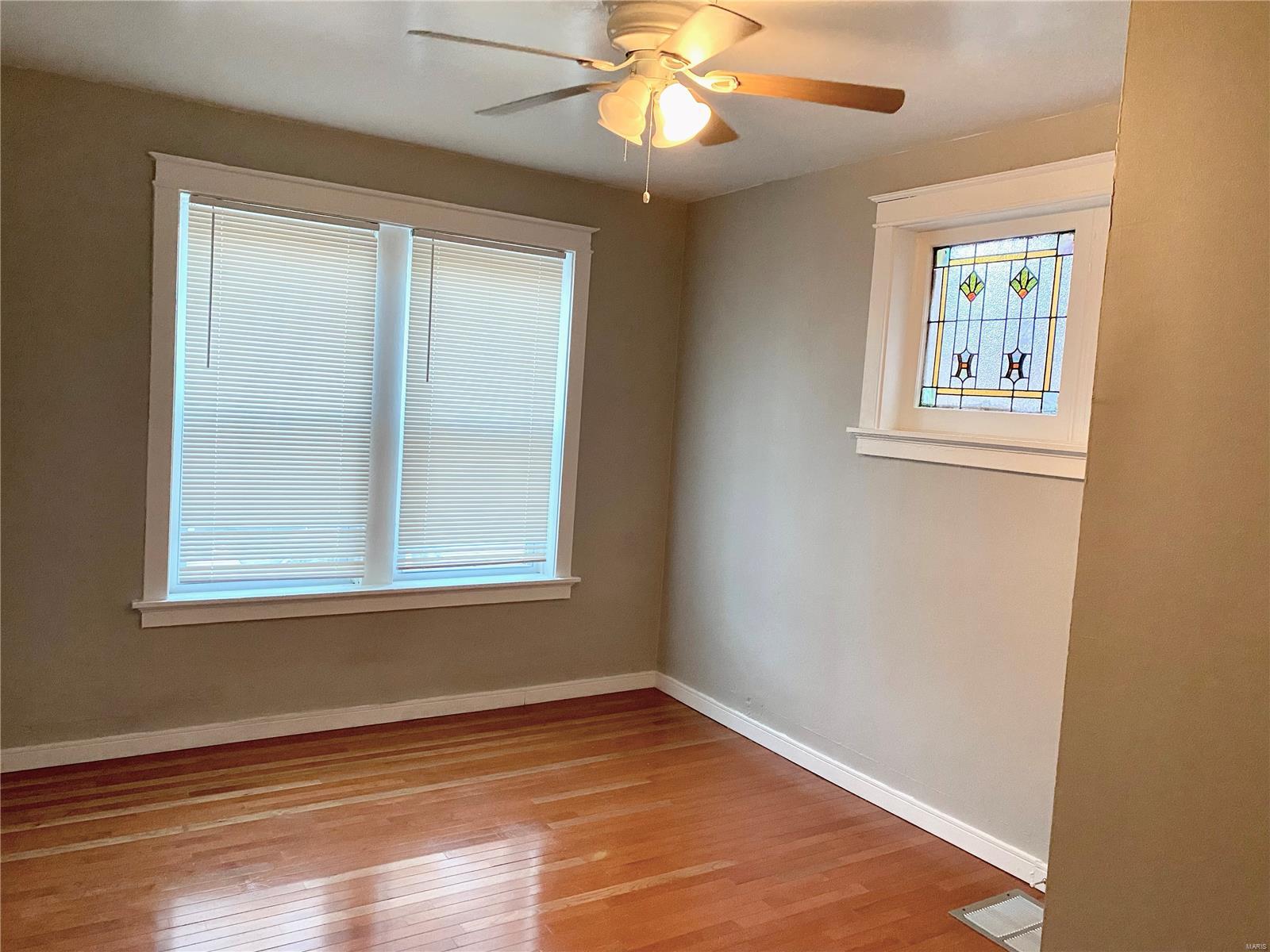 5727 Dewey Avenue St. Louis, MO 63116 - Photo 9 of 20