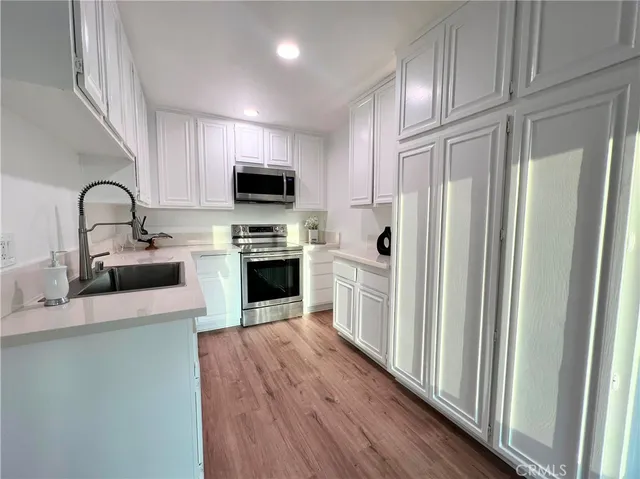 $429,000 | 3417 Highwood Court, Unit 148, Simi Valley, CA 93063