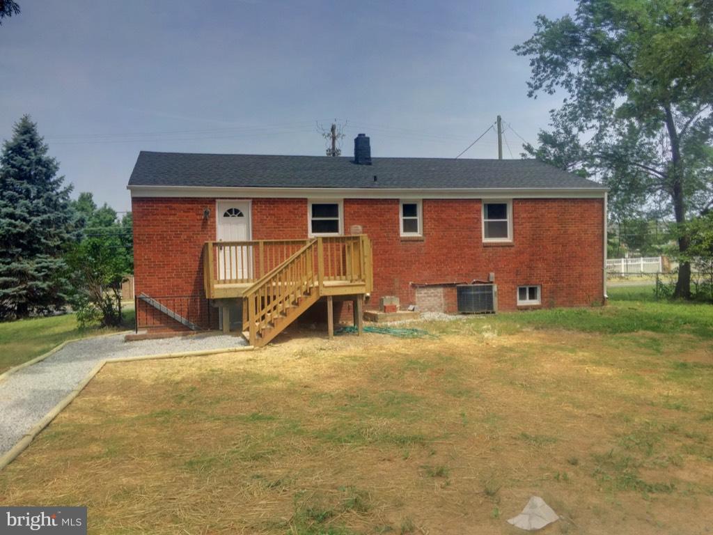 5501 Kirby Road Clinton, MD 20735 - Photo 2 of 22 Exterior (Rear)