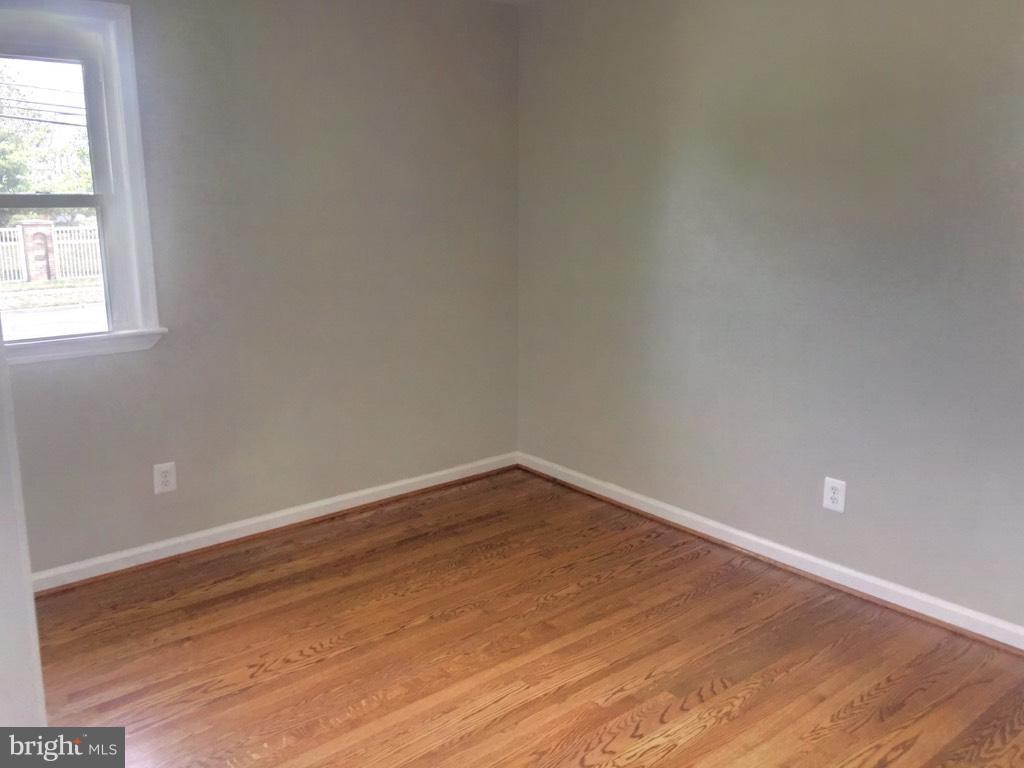 5501 Kirby Road Clinton, MD 20735 - Photo 17 of 22 Bedroom