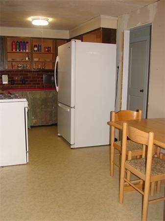 17 Sherwood Road Stoneham, MA 02180 - Photo 2 of 11 Gallery Image 2