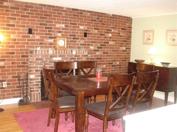 17 Sherwood Road Stoneham, MA 02180 - Photo 4 of 11 Gallery Image 4