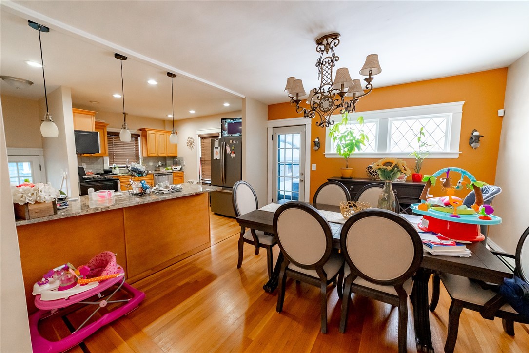 71 Calaman Road Cranston, RI 02910 - Photo 7 of 16