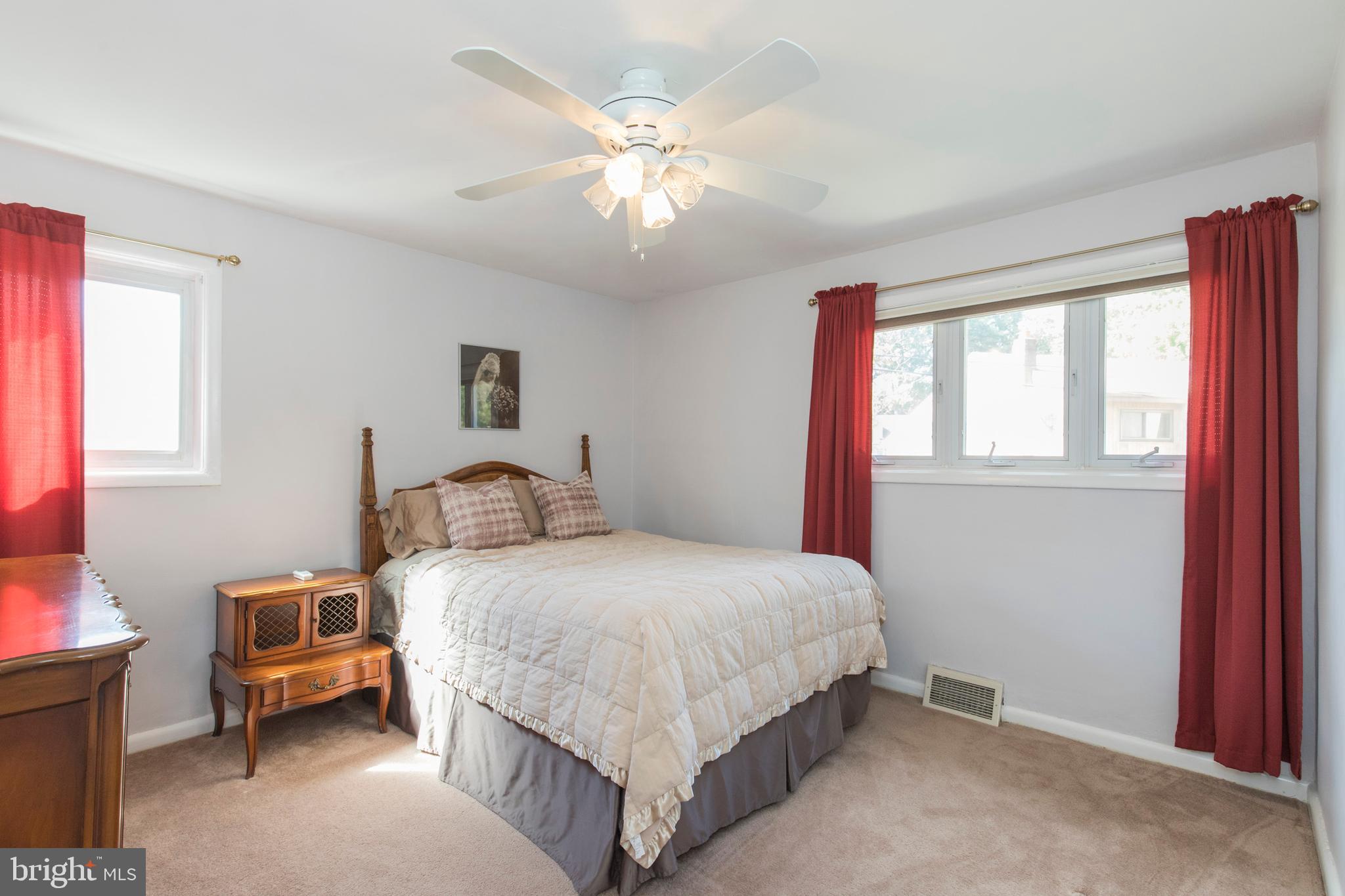 338 Glen Ridge Road Havertown, PA 19083 - Photo 20 of 40 Bedroom2