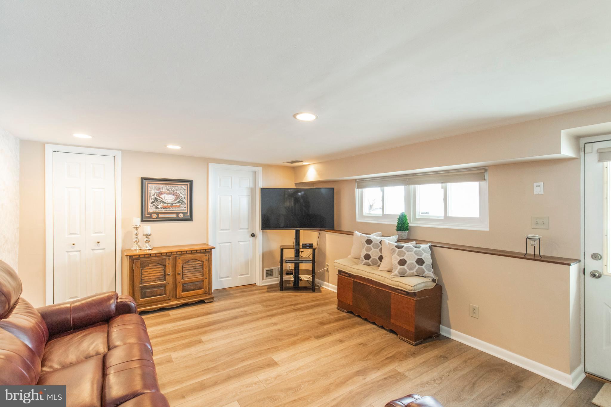 338 Glen Ridge Road Havertown, PA 19083 - Photo 8 of 40 Gallery Image 8