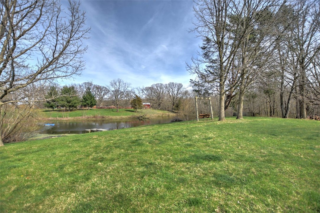 2204 East 1800 North Road Moweaqua, IL 62550 - Photo 33 of 48