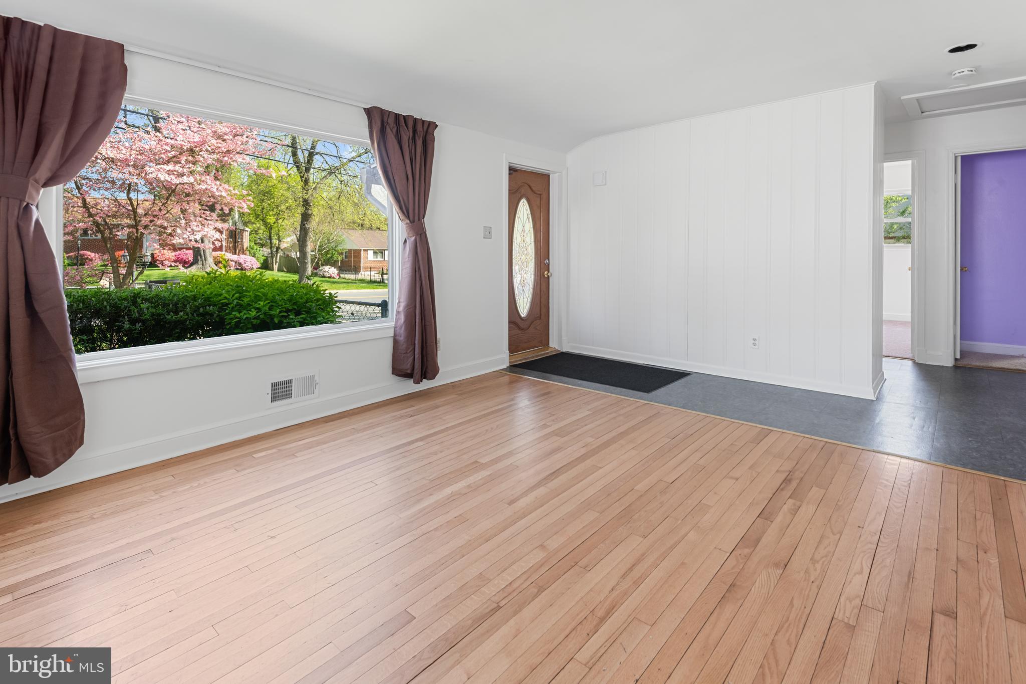 2206 Prichard Road Silver Spring, MD 20902 - Photo 7 of 33 Living room with huge window