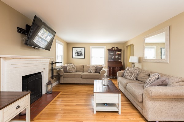 19 Sims Road Quincy, MA 02170 - Photo 14 of 26 Gallery Image 14