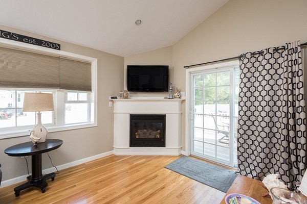 19 Sims Road Quincy, MA 02170 - Photo 4 of 26 Gallery Image 4