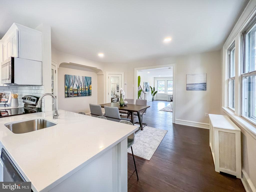 872 Rundale Avenue Lansdowne, PA 19050 - Photo 5 of 29