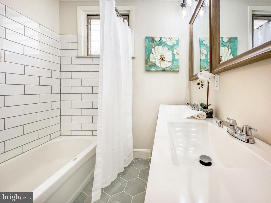 872 Rundale Avenue Lansdowne, PA 19050 - Photo 8 of 29