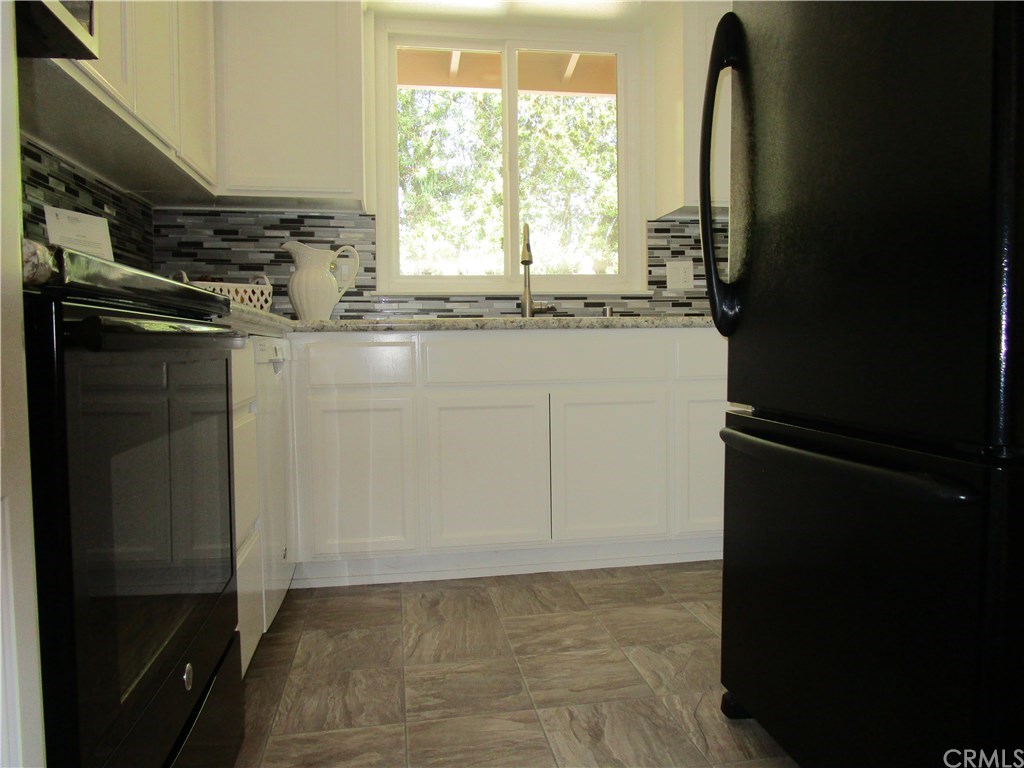 1801 St John Road, Unit 40B Seal Beach, CA 90740 - Photo 12 of 37