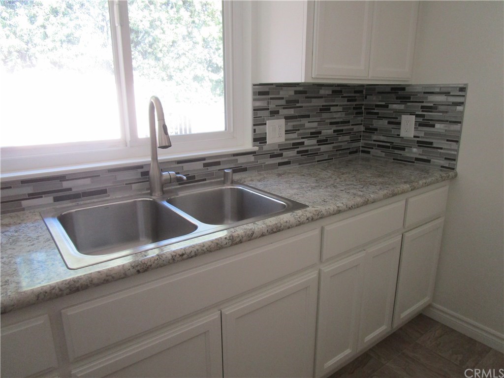 1801 St John Road, Unit 40B Seal Beach, CA 90740 - Photo 13 of 37