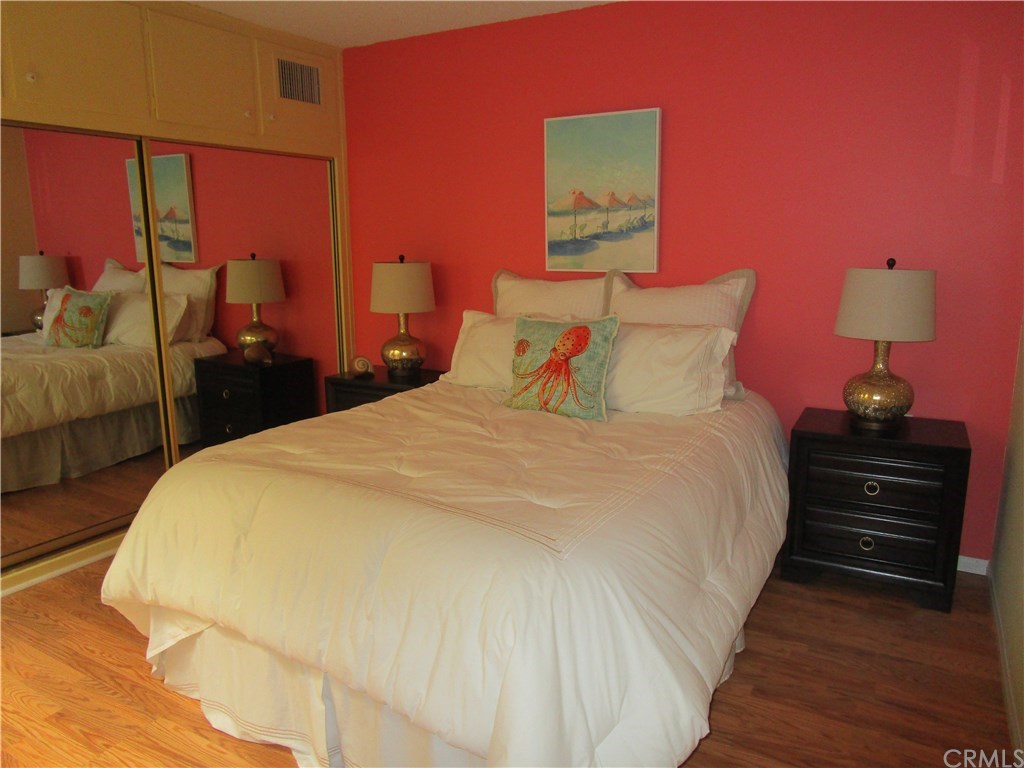 1801 St John Road, Unit 40B Seal Beach, CA 90740 - Photo 21 of 37