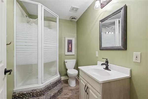 $435,000 | 1100 Wellington Way, Liberty, MO 64068