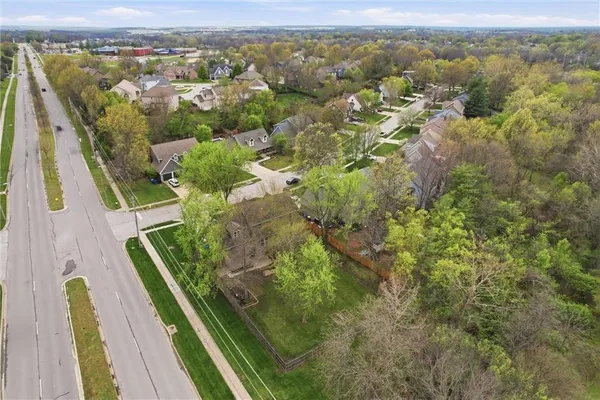 $435,000 | 1100 Wellington Way, Liberty, MO 64068