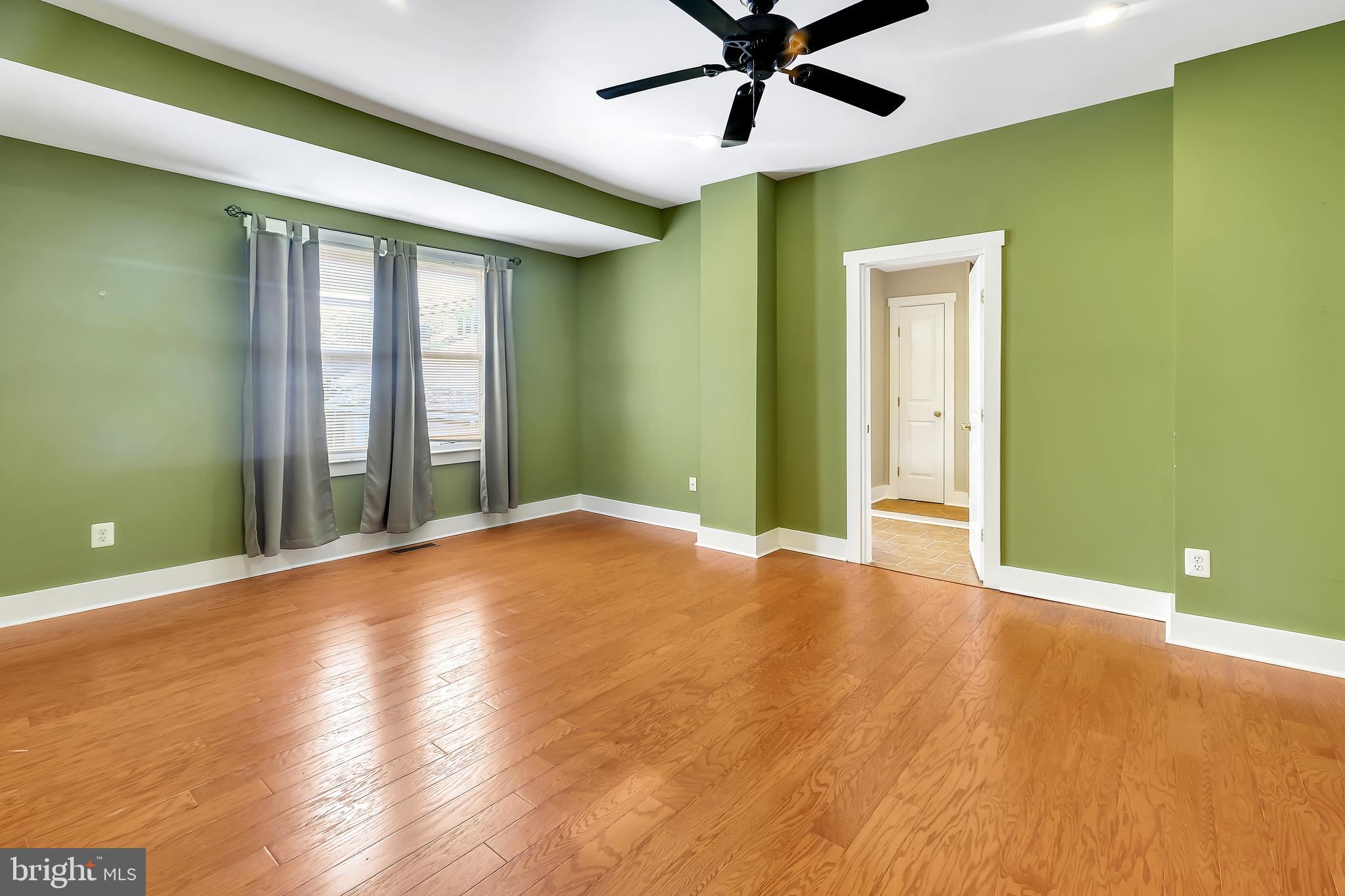 3504 Edgewood Road Baltimore, MD 21215 - Photo 15 of 56