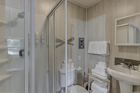 $1,525,000 | 2632 Williams Lakeshore, Kingsland, TX 78639