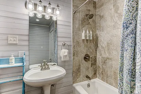 $1,525,000 | 2632 Williams Lakeshore, Kingsland, TX 78639