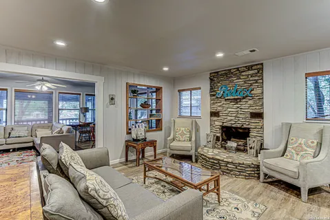 $1,525,000 | 2632 Williams Lakeshore, Kingsland, TX 78639