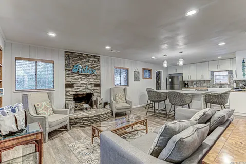 $1,525,000 | 2632 Williams Lakeshore, Kingsland, TX 78639