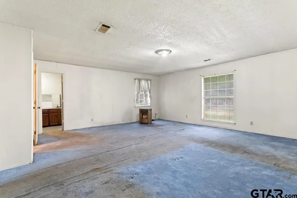 $169,900 | 14832 Farm To Market Road 2661, Flint, TX 75762