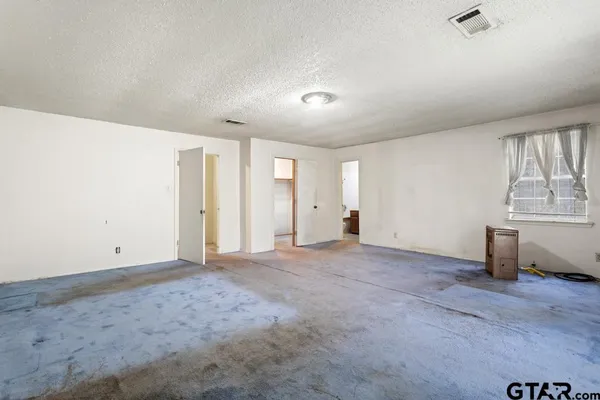 $169,900 | 14832 Farm To Market Road 2661, Flint, TX 75762