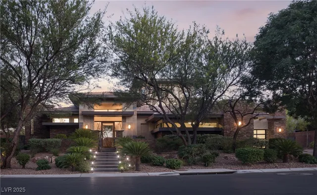 $6,750,000 | 17 Soaring Bird Court, Las Vegas, NV 89135