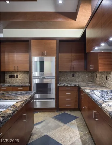 $6,750,000 | 17 Soaring Bird Court, Las Vegas, NV 89135