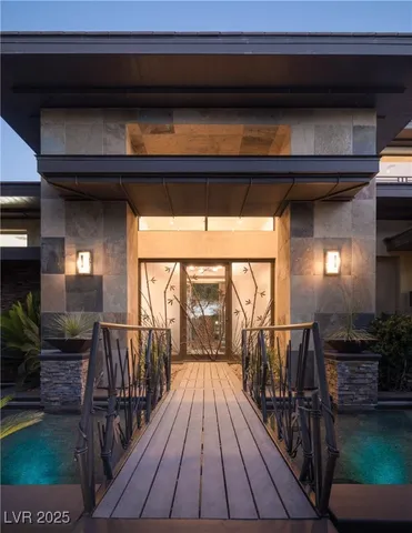 $6,750,000 | 17 Soaring Bird Court, Las Vegas, NV 89135