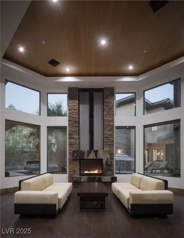 $6,750,000 | 17 Soaring Bird Court, Las Vegas, NV 89135