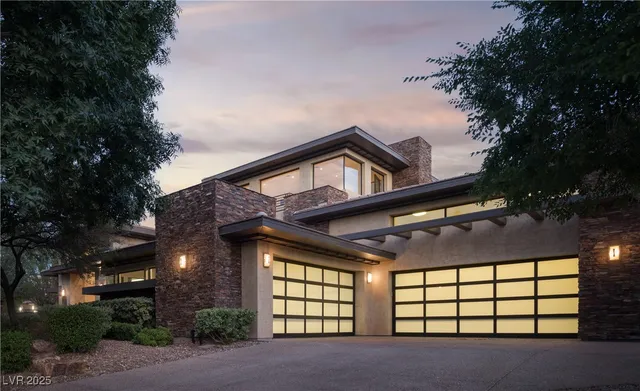 $6,750,000 | 17 Soaring Bird Court, Las Vegas, NV 89135