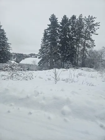 $10,000 | 34 High Street, Limestone, ME 04750